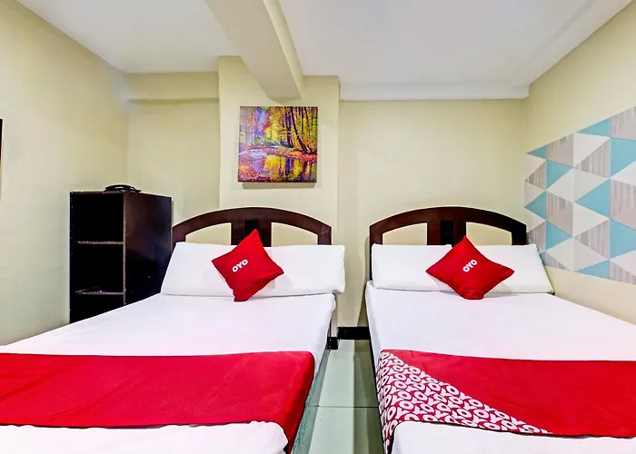Oyo 894 Cosmo P Campa Hotel 2*